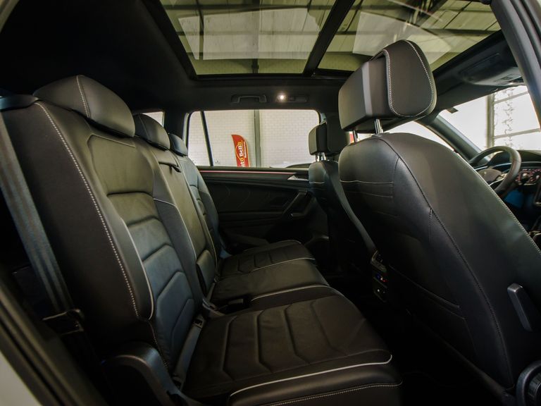 VolksWagen TIGUAN Allspac R-Line 300 TSI 2.0 