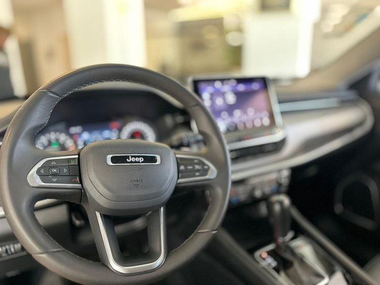 Jeep COMPASS LONG. T270 1.3 TB 4x2 Flex Aut.