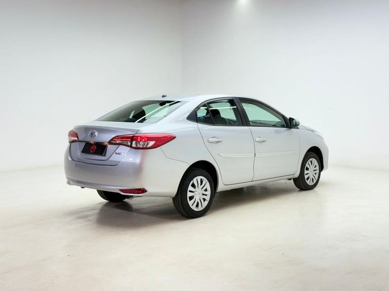 Toyota YARIS XL Sedan 1.5 Flex 16V 4p Aut.