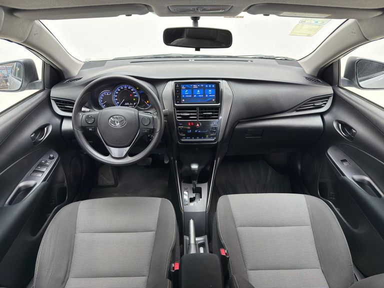 Toyota YARIS XL Sedan 1.5 Flex 16V 4p Aut.