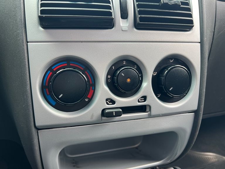 Fiat Palio ELX 1.4 Fire/30 Anos F. Flex 8V 4p