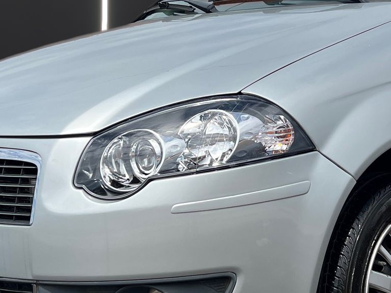 Fiat Palio ELX 1.4 Fire/30 Anos F. Flex 8V 4p