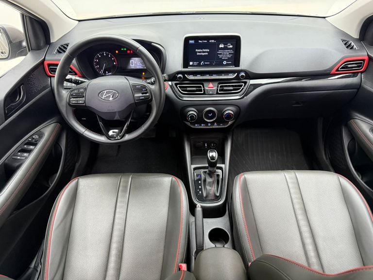 Hyundai HB20X Diamond 1.6 Flex 16V Aut.