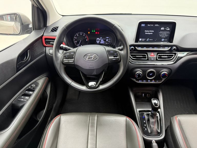 Hyundai HB20X Diamond 1.6 Flex 16V Aut.