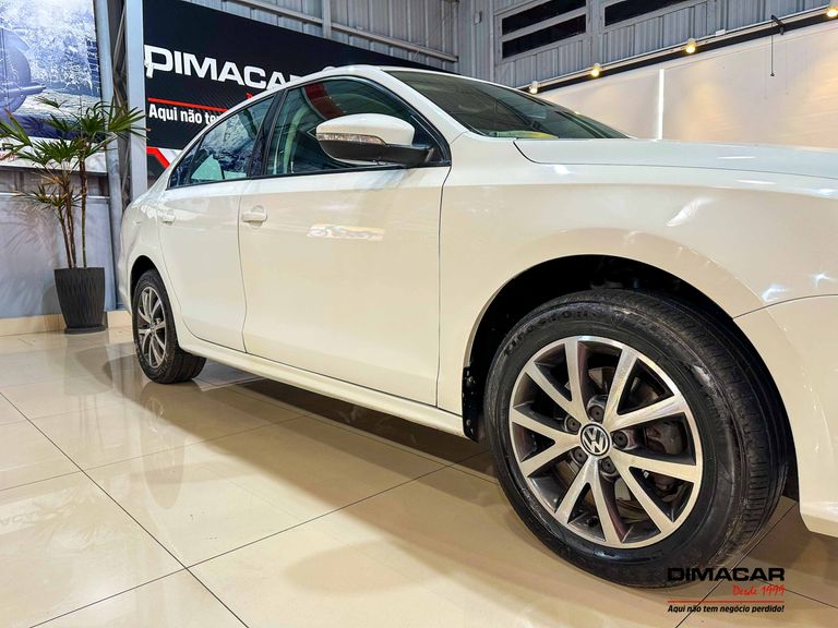 VolksWagen JETTA Trendline 1.4 TSI 16V 4p  Aut.