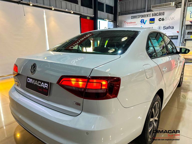 VolksWagen JETTA Trendline 1.4 TSI 16V 4p  Aut.