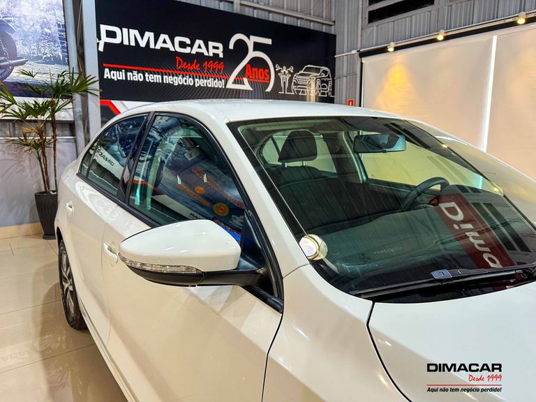 VolksWagen JETTA Trendline 1.4 TSI 16V 4p  Aut.