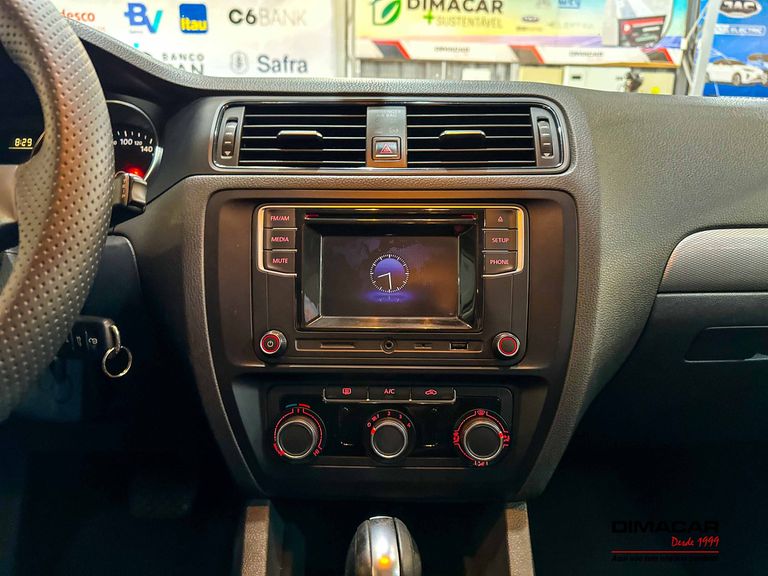 VolksWagen JETTA Trendline 1.4 TSI 16V 4p  Aut.