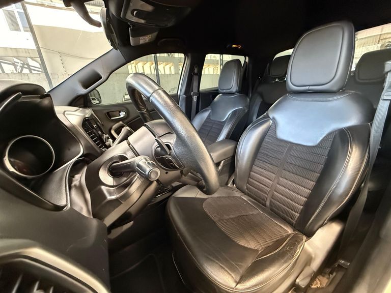 Fiat Toro Freedom 1.8 16V Flex Aut.