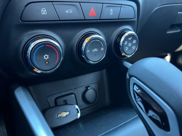 Chevrolet ONIX SEDAN Plus LTZ 1.0 12V TB Flex Aut.