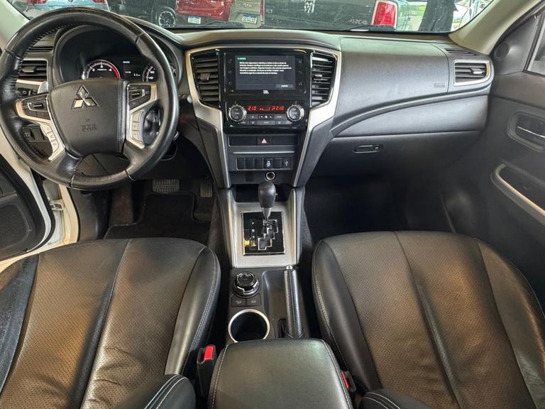 Mitsubishi L200 Triton Sport HPE 2.4 CD Diesel Aut.