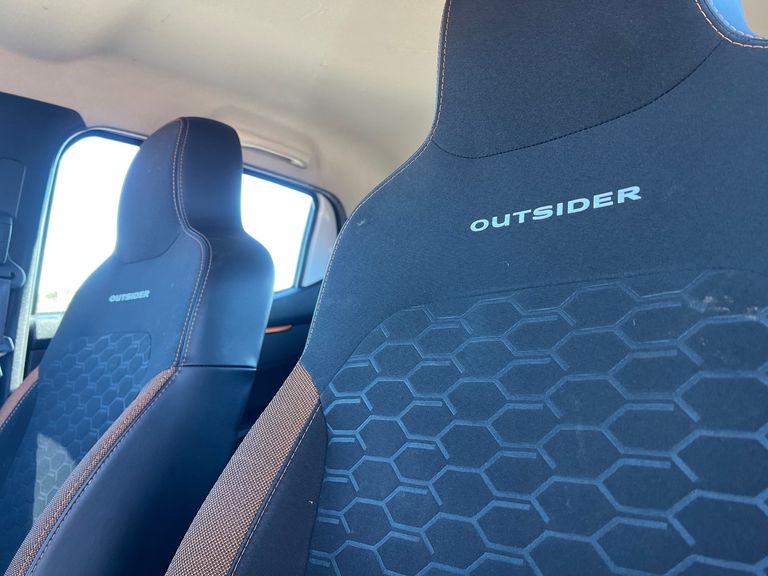 Renault KWID OUTSIDER 1.0 Flex 12V 5p Mec.