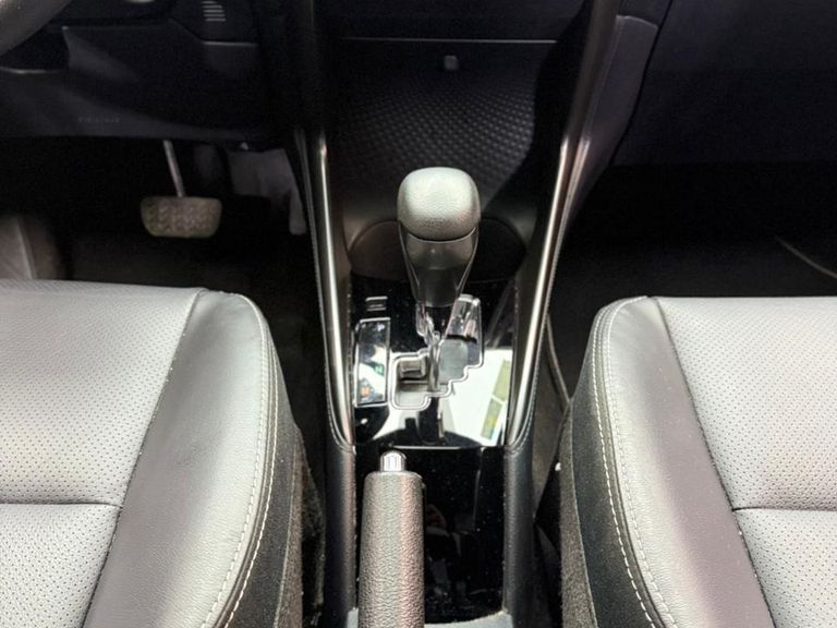 Toyota YARIS XLS 1.5 Flex 16V 5p Aut.