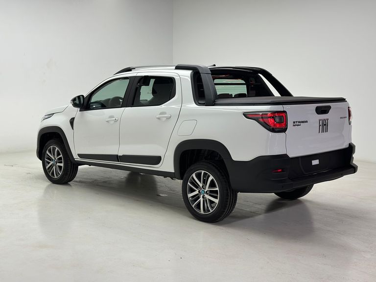 Fiat Strada Volcano 1.3 Flex 8V CD