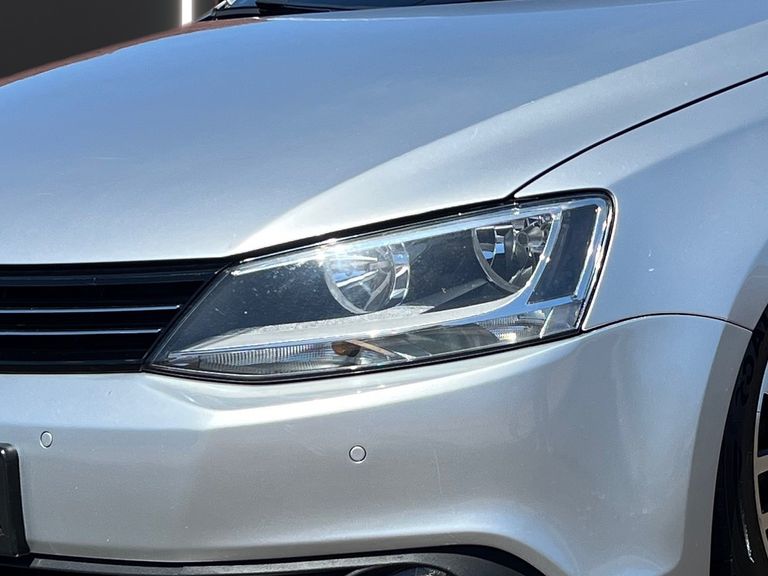 Volkswagen VW jetta Highline TSI 2.0 DSG