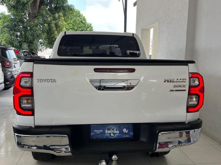 Toyota Hilux CD SRX 4x4 2.8 TDI 16V Diesel Aut.