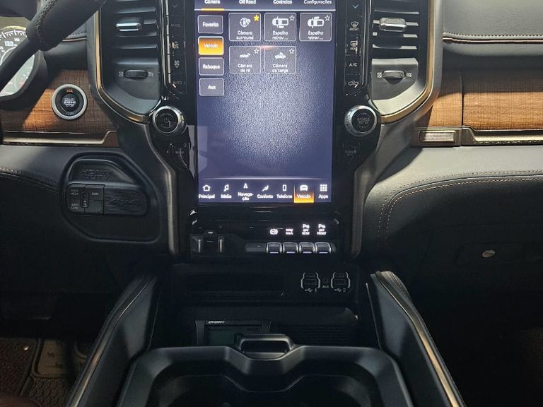 RAM 3500 LIMITED LONGHORN 6.7 TB CD Diesel