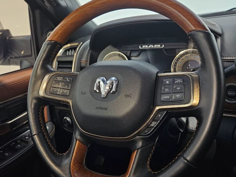 RAM 3500 LIMITED LONGHORN 6.7 TB CD Diesel