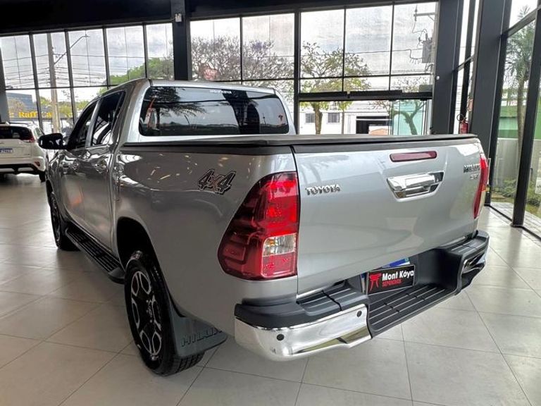 Toyota Hilux CD SRV 4x4 2.8 TDI Diesel Aut.