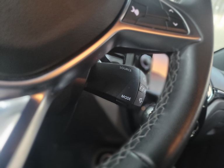 Renault CAPTUR Intense 1.3 TB 16V Flex 5p Aut.