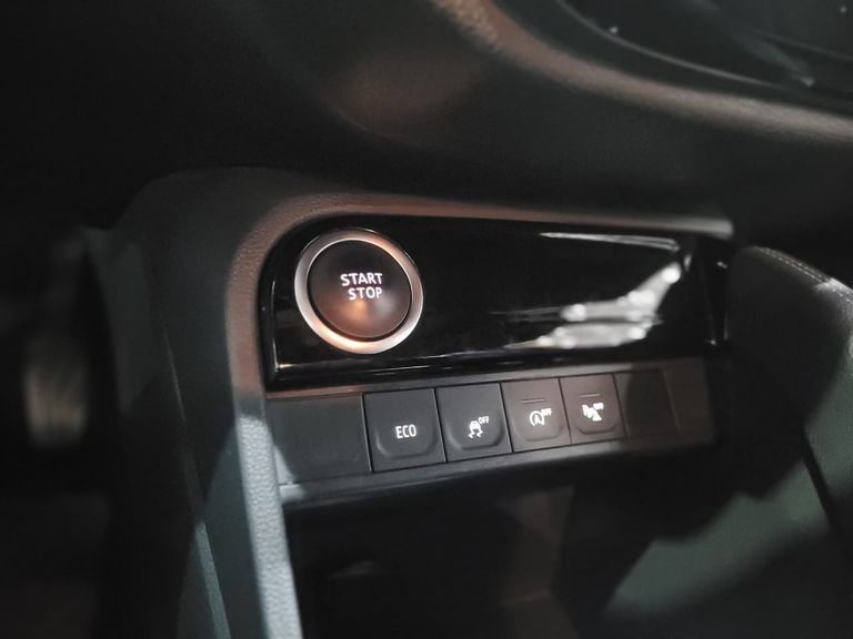 Renault CAPTUR Intense 1.3 TB 16V Flex 5p Aut.