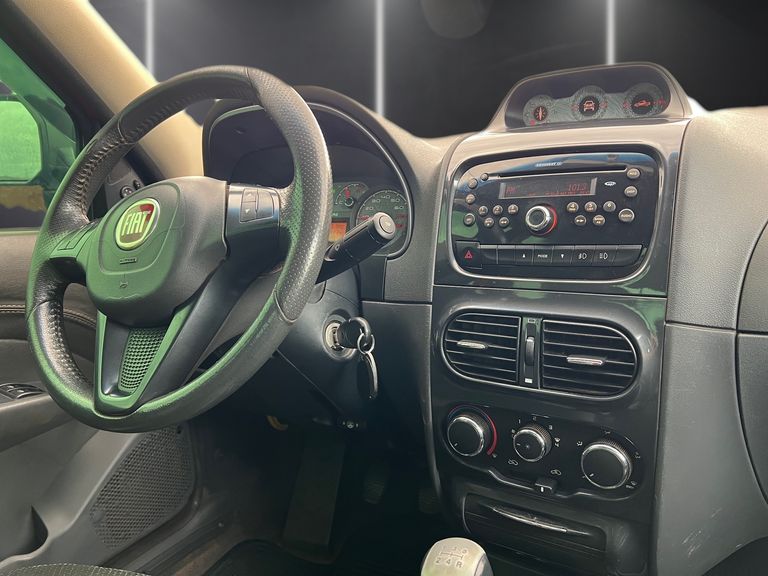 Fiat Strada Adv. M. March. 1.8 Flex 16V CD