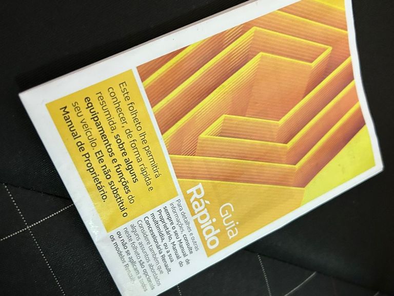 Renault KWID Zen 1.0 Flex 12V 5p Mec.