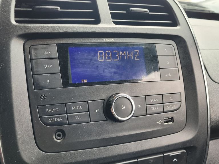 Renault KWID Zen 1.0 Flex 12V 5p Mec.