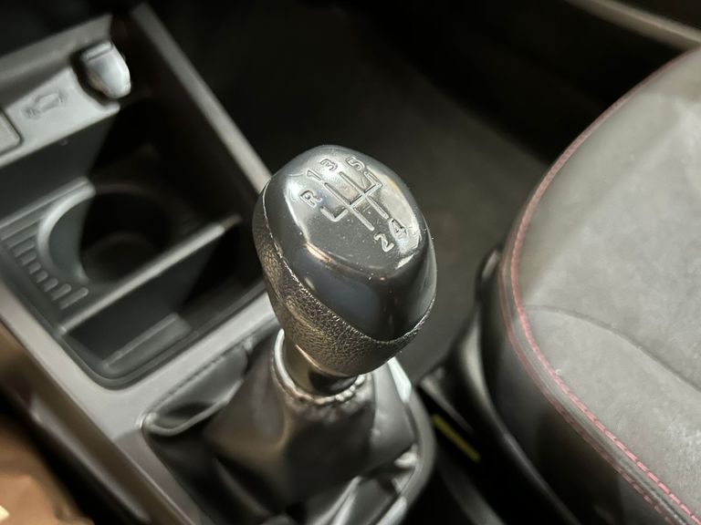 Renault KWID Zen 1.0 Flex 12V 5p Mec.