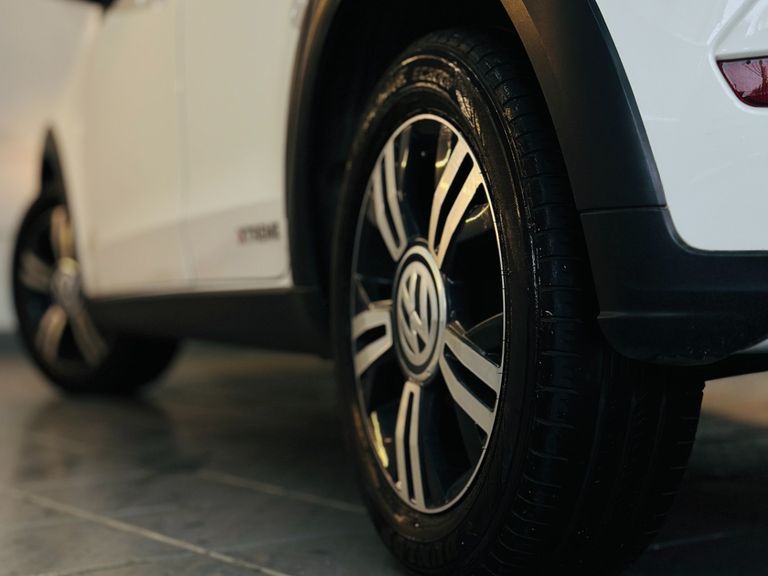 VolksWagen up! Xtreme 1.0 TSI Total Flex 12V 5p