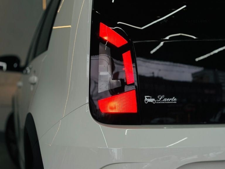 VolksWagen up! Xtreme 1.0 TSI Total Flex 12V 5p