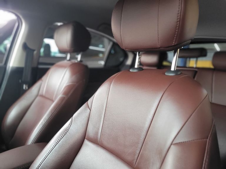 Honda CITY Hatchback Touring 1.5 Flex 16V Aut