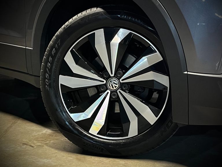 VolksWagen T-Cross Hig. 250 TSI 1.4 Flex 16V 5p Aut