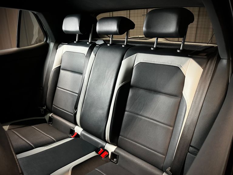 VolksWagen T-Cross Hig. 250 TSI 1.4 Flex 16V 5p Aut