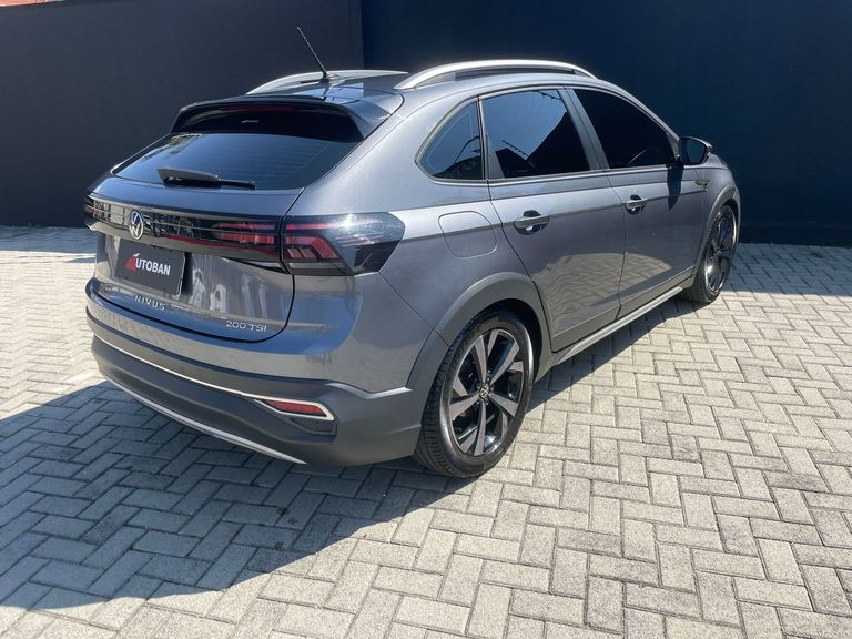 VolksWagen Nivus Highline 1.0 200 TSI Flex Aut.