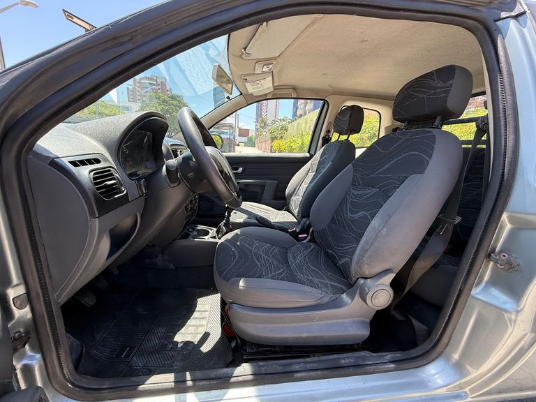 Fiat Strada Working Celeb.1.4 Fire Flex 8V CD