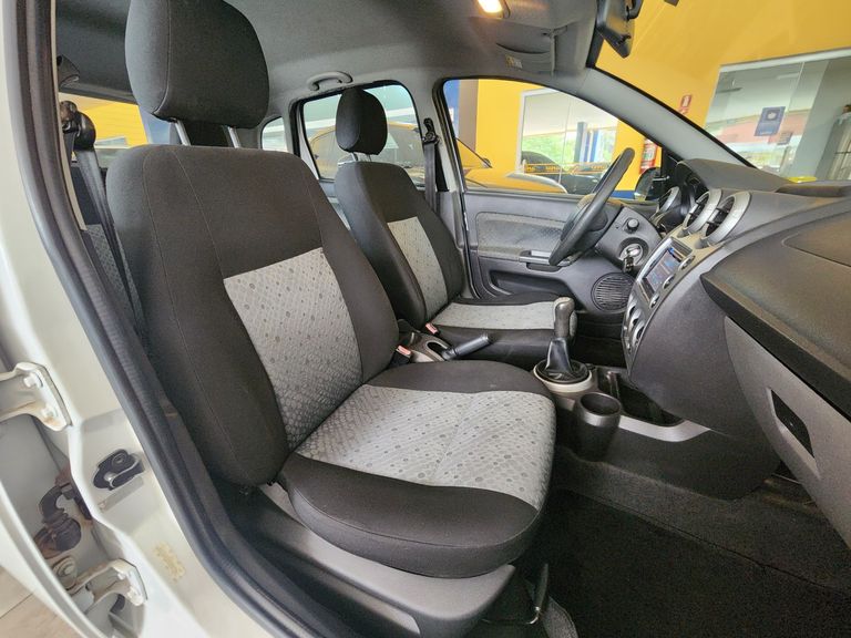 Ford Fiesta SE 1.6 8V Flex 5p