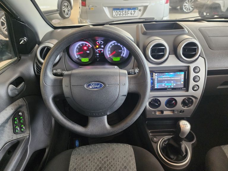 Ford Fiesta SE 1.6 8V Flex 5p