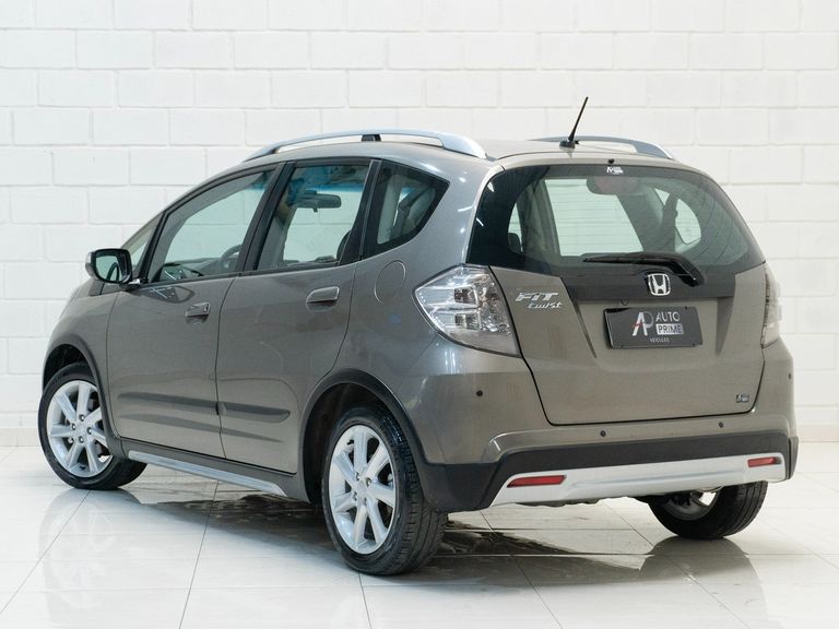 Honda Fit Twist 1.5 Flex 16V 5p Mec.