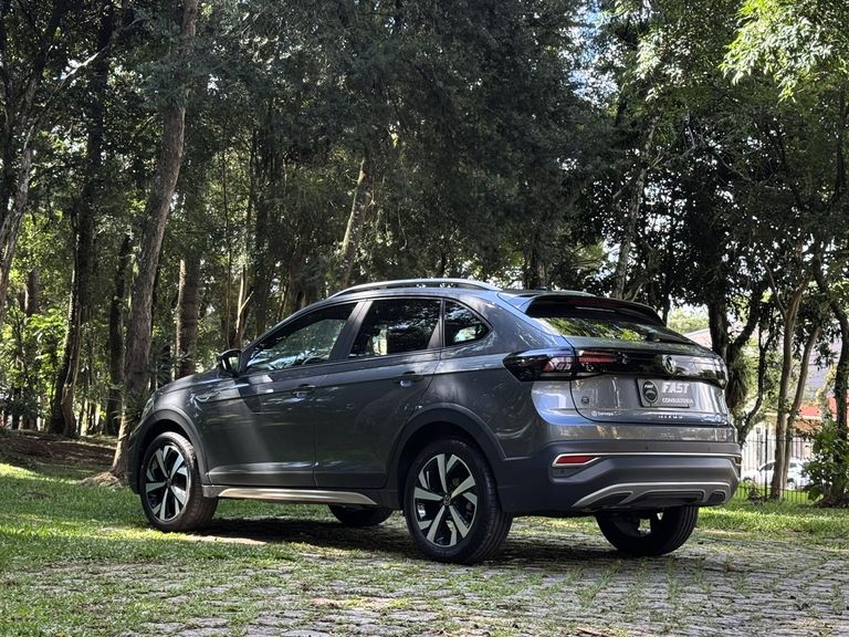 VolksWagen Nivus Highline 1.0 200 TSI Flex Aut.