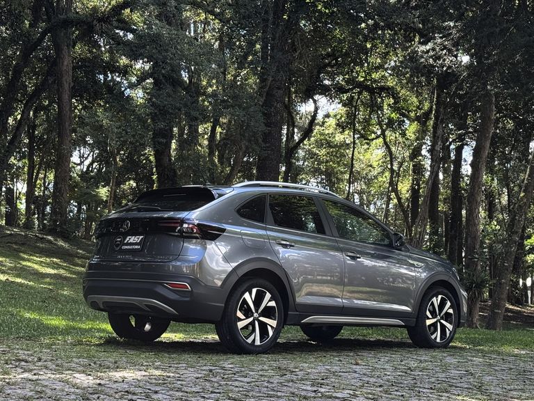 VolksWagen Nivus Highline 1.0 200 TSI Flex Aut.