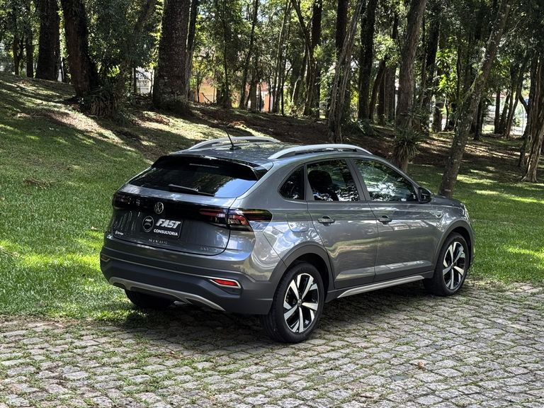 VolksWagen Nivus Highline 1.0 200 TSI Flex Aut.