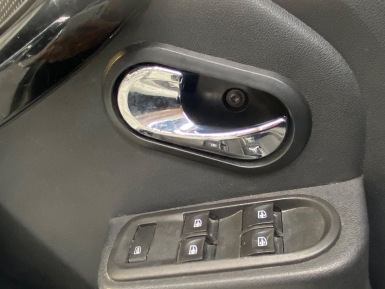 Renault OROCH 1.6 DYN42