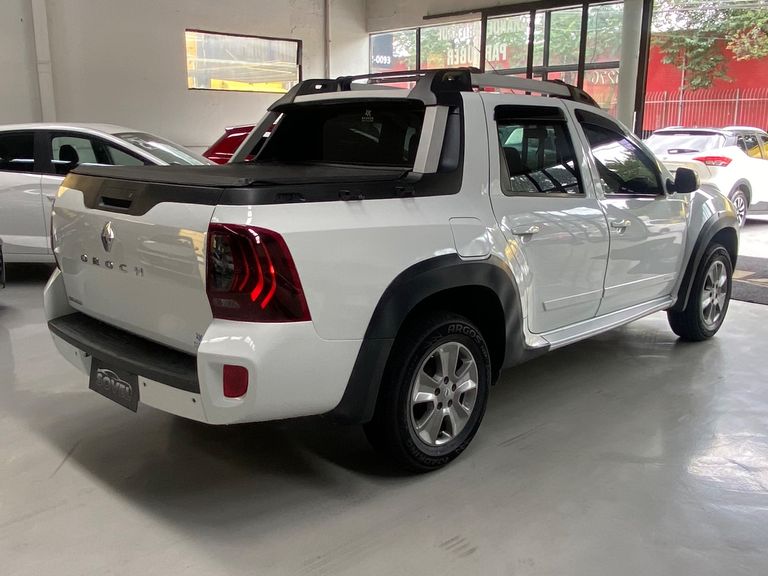 Renault OROCH 1.6 DYN42