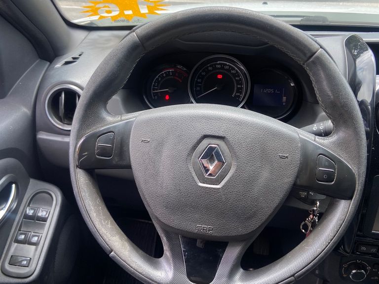 Renault OROCH 1.6 DYN42