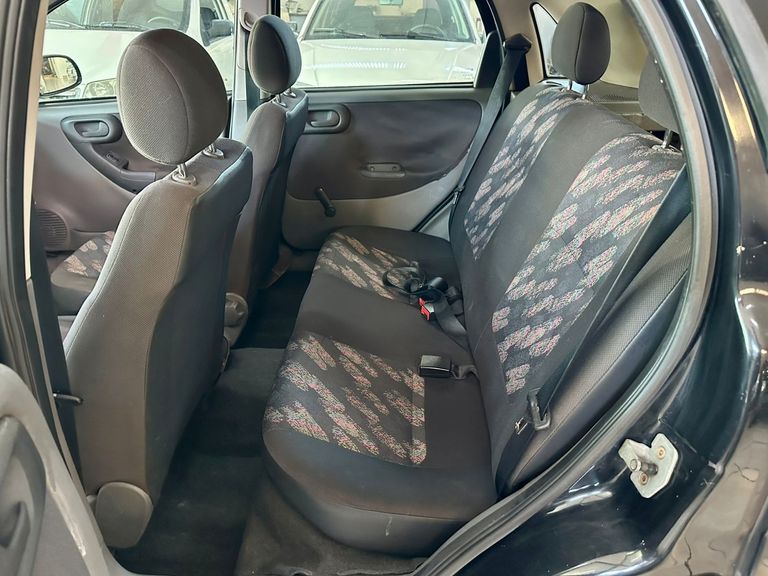 Chevrolet Corsa Hatchback 1.0 MPFI 8V 71cv 5p