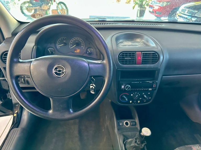 Chevrolet Corsa Hatchback 1.0 MPFI 8V 71cv 5p