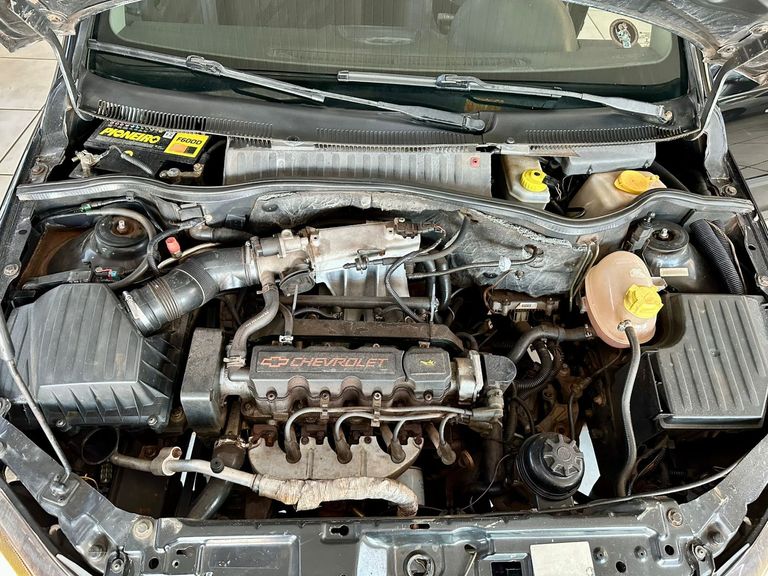 Chevrolet Corsa Hatchback 1.0 MPFI 8V 71cv 5p