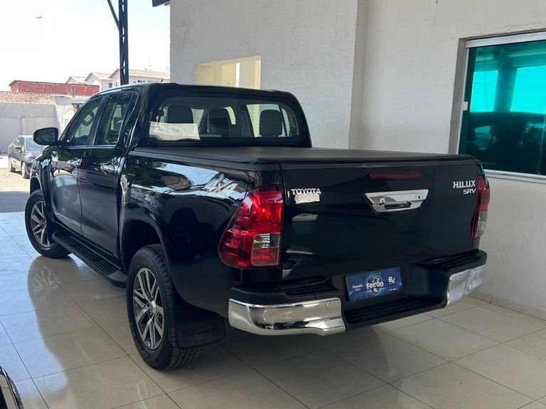 Toyota Hilux CD SRV 4x4 2.8 TDI Diesel Aut.