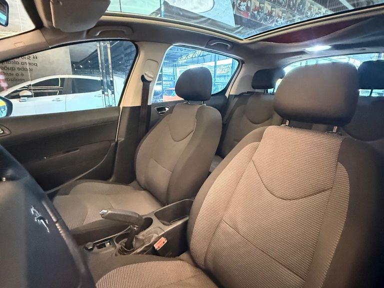 Peugeot 308 Active 1.6 Flex 16V 5p mec.